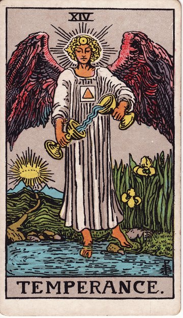 節制（Temperance）のカード図像