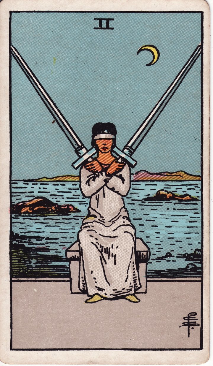 ソードの2（Two of Swords）のカード図像